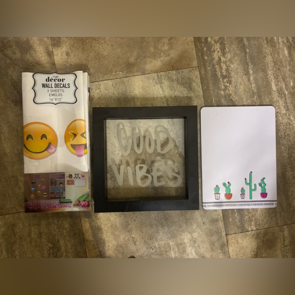 Rue21 Wall Decals and Decor bundle